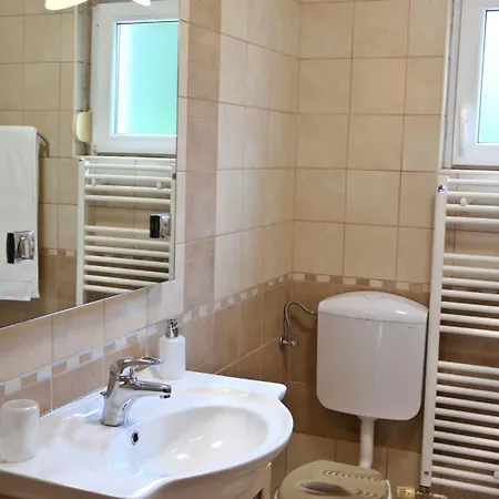 In 54436 Apartman Cavle