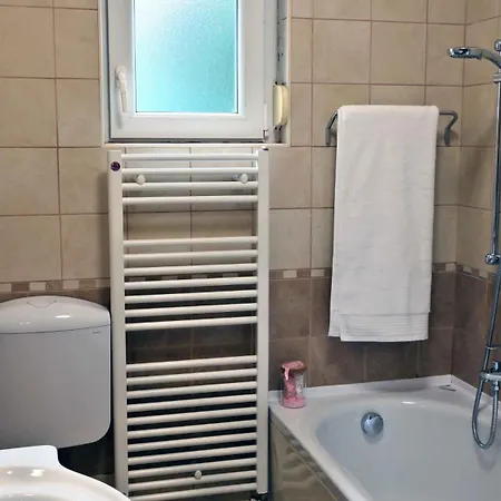In 54436 Čavle
