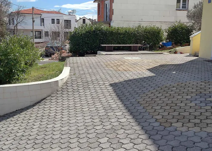 In 54436 דירה Čavle